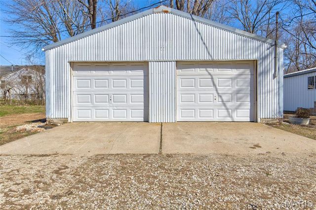 17628 Little Piasa Road, Dow, IL 62022