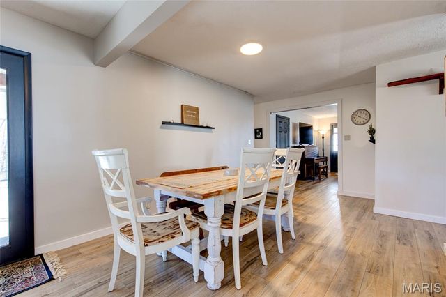 17628 Little Piasa Road, Dow, IL 62022