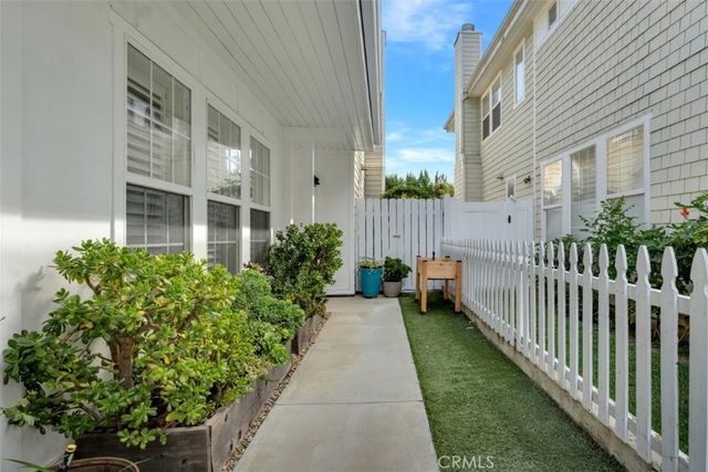 20150 Hemmingway Street, Winnetka, CA 91306