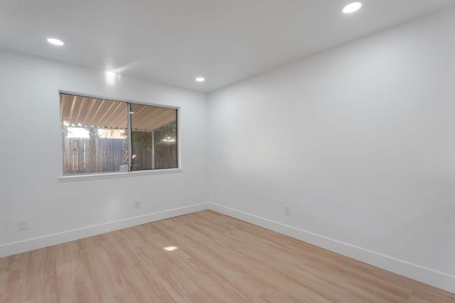 1928 S Linwood Street, Visalia, CA 93277