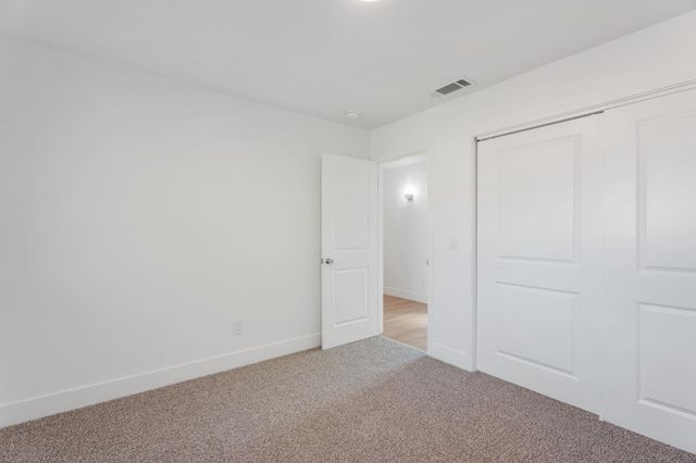 1928 S Linwood Street, Visalia, CA 93277