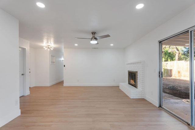 1928 S Linwood Street, Visalia, CA 93277