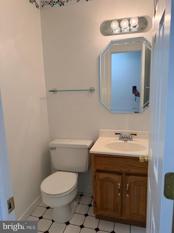 7291 HILLARY ST, Alexandria, VA 22315