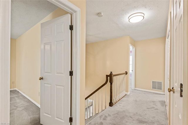 804 Lancaster LN, Newport News, VA 23602