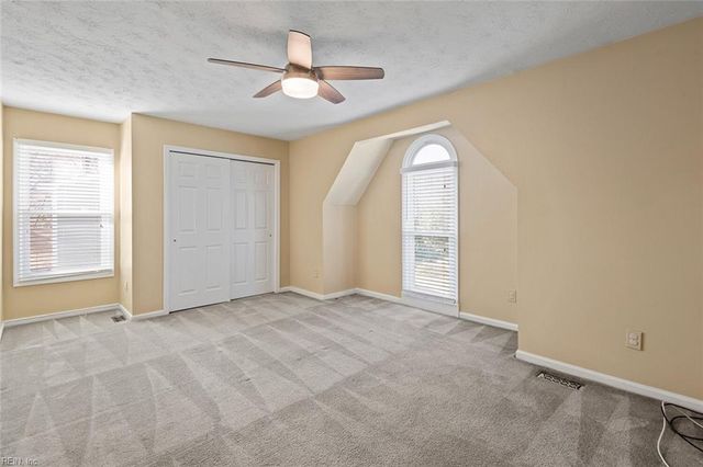 804 Lancaster LN, Newport News, VA 23602