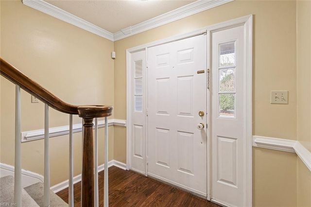 804 Lancaster LN, Newport News, VA 23602