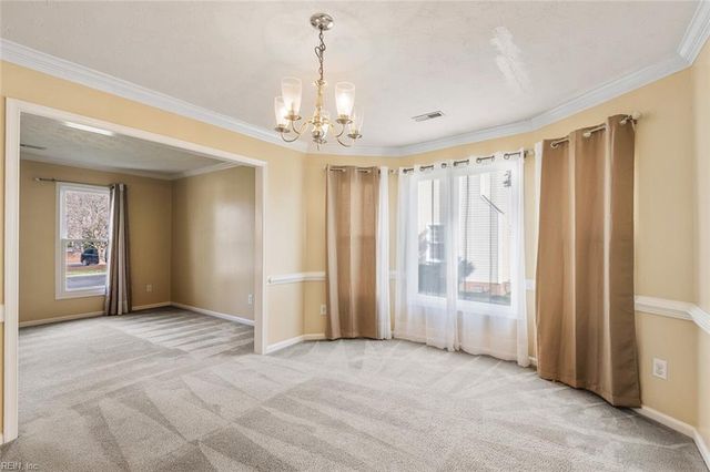 804 Lancaster LN, Newport News, VA 23602