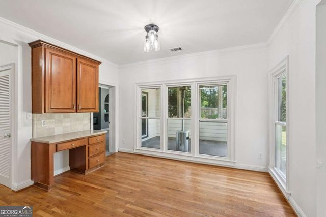 1496 Fallsbrook Court NW, Acworth, GA 30101