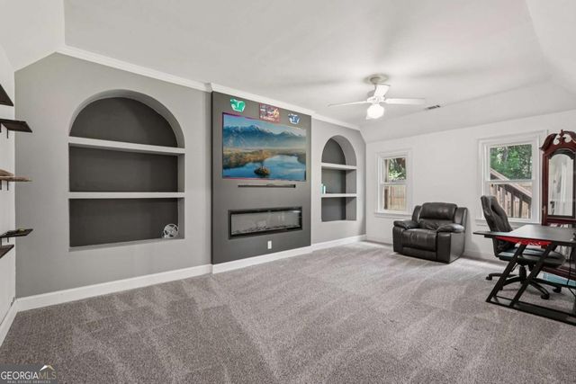 1496 Fallsbrook Court NW, Acworth, GA 30101