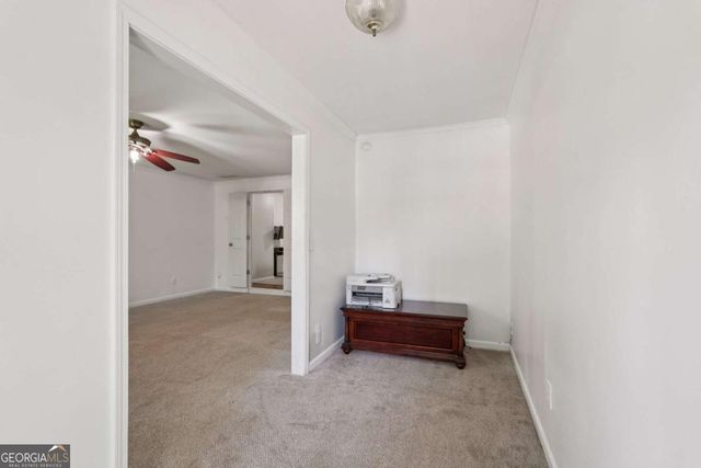 1496 Fallsbrook Court NW, Acworth, GA 30101