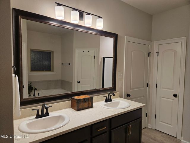 14334 Southern Oak Avenue, Gulfport, MS 39503