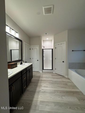 14334 Southern Oak Avenue, Gulfport, MS 39503