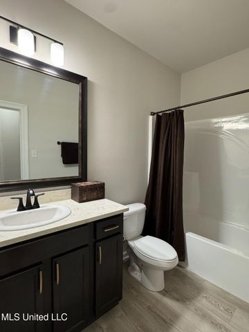 14334 Southern Oak Avenue, Gulfport, MS 39503