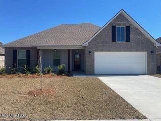 14334 Southern Oak Avenue, Gulfport, MS 39503