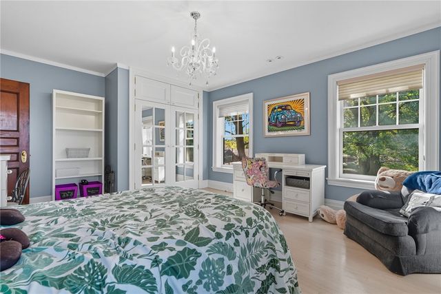 5427 FORBES, Squirrel Hill, PA 15217