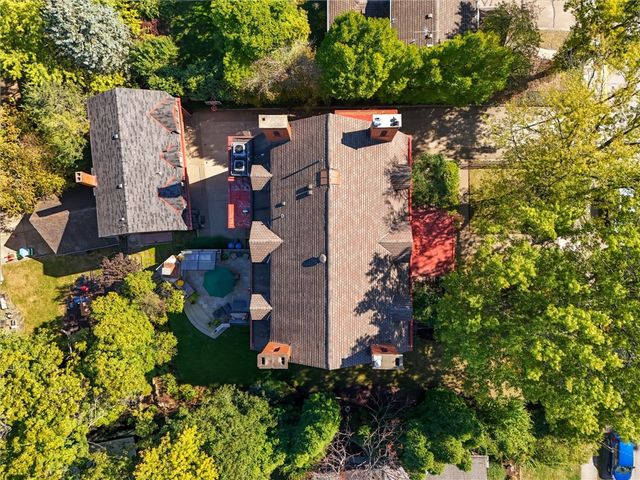 5427 FORBES, Squirrel Hill, PA 15217