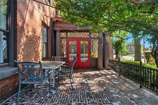 5427 FORBES, Squirrel Hill, PA 15217