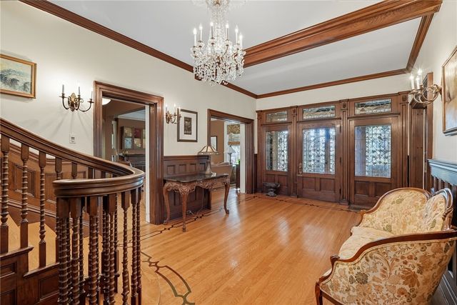 5427 FORBES, Squirrel Hill, PA 15217