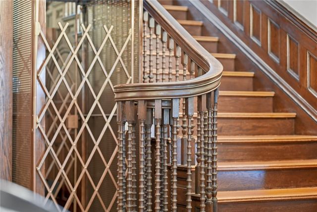 5427 FORBES, Squirrel Hill, PA 15217