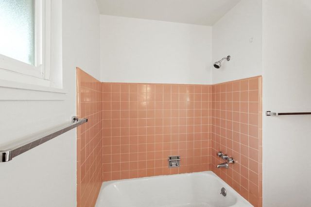 5405 Dorset Way, Sacramento, CA 95822