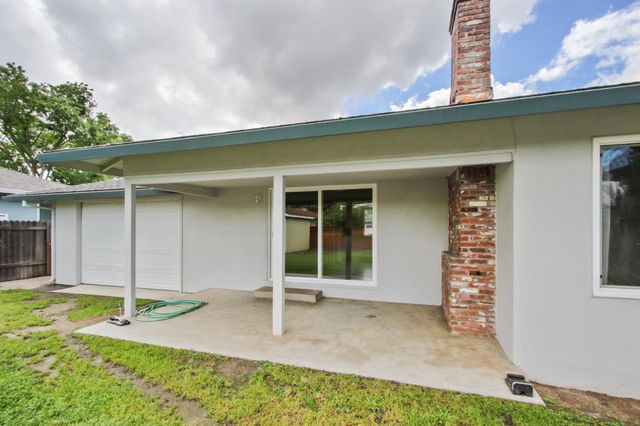 5405 Dorset Way, Sacramento, CA 95822