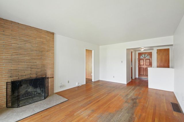 5405 Dorset Way, Sacramento, CA 95822