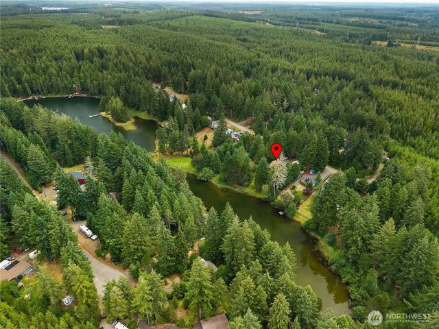 580 E Emerald Lake Drive E, Grapeview, WA 98546