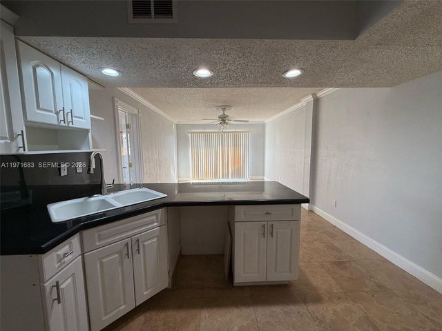 3522 NE 171 ST 201, North Miami Beach, FL 33160