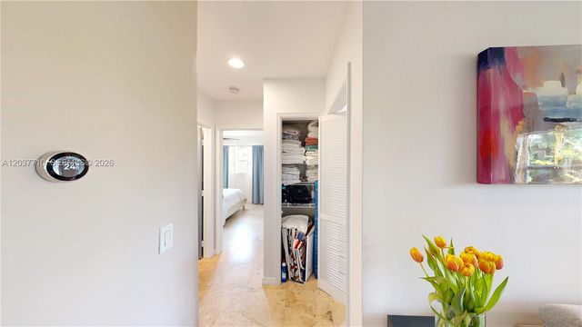 530 NE 15th Court 7, Fort Lauderdale, FL 33304