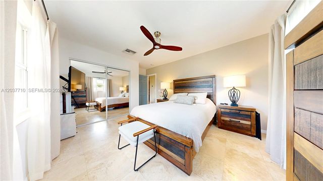 530 NE 15th Court 7, Fort Lauderdale, FL 33304