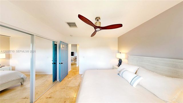 530 NE 15th Court 7, Fort Lauderdale, FL 33304