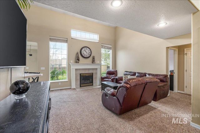 2727 S S Merrimac Pl, Boise, ID 83709