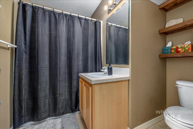 2727 S S Merrimac Pl, Boise, ID 83709