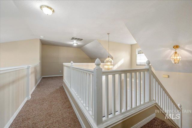 2727 S S Merrimac Pl, Boise, ID 83709