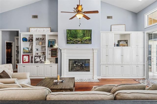 702 GOLFPOINT DRIVE, Winter Springs, FL 32708