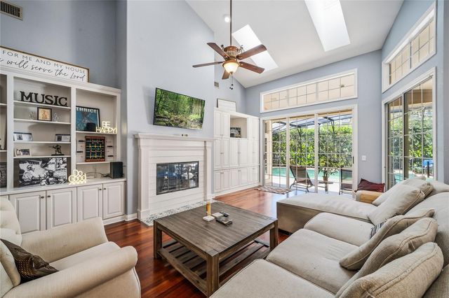 702 GOLFPOINT DRIVE, Winter Springs, FL 32708