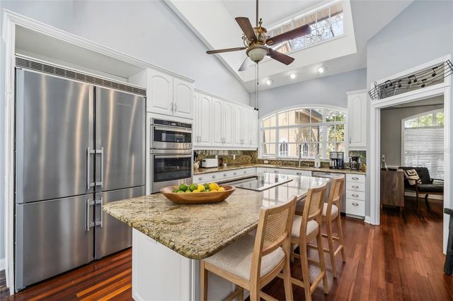 702 GOLFPOINT DRIVE, Winter Springs, FL 32708