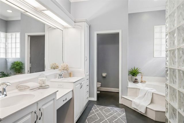 702 GOLFPOINT DRIVE, Winter Springs, FL 32708