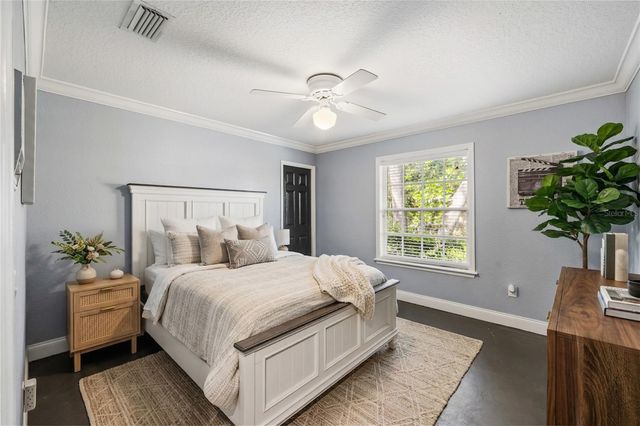 702 GOLFPOINT DRIVE, Winter Springs, FL 32708