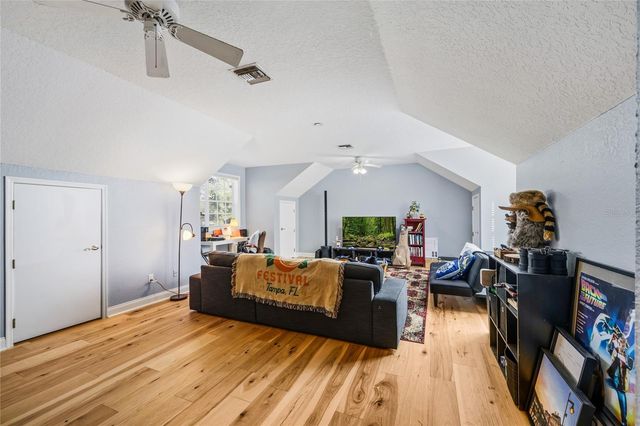 702 GOLFPOINT DRIVE, Winter Springs, FL 32708