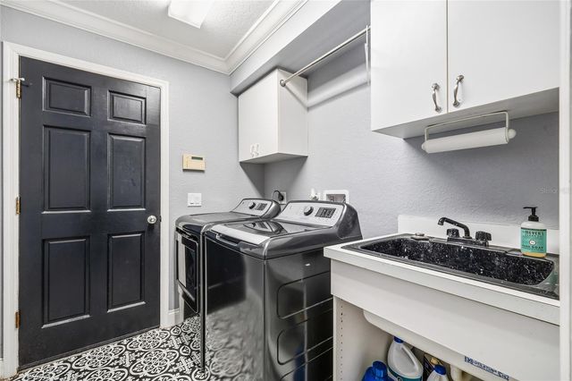 702 GOLFPOINT DRIVE, Winter Springs, FL 32708