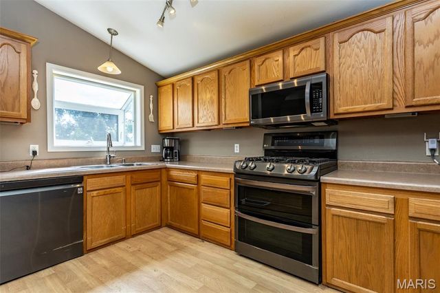 308 Brown Avenue, Collinsville, IL 62234