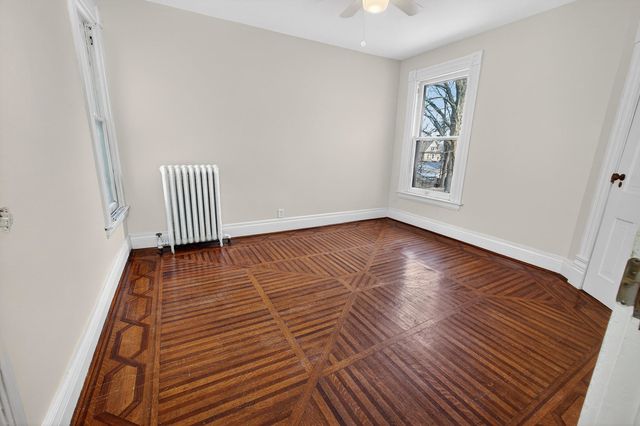 1919 Farnam Street, Davenport, IA 52803