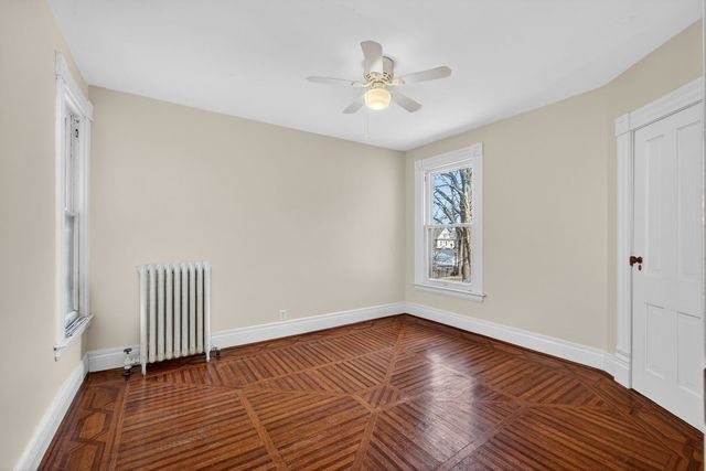 1919 Farnam Street, Davenport, IA 52803