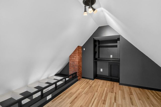 1919 Farnam Street, Davenport, IA 52803