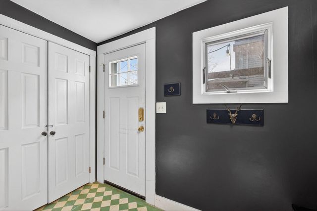 1919 Farnam Street, Davenport, IA 52803