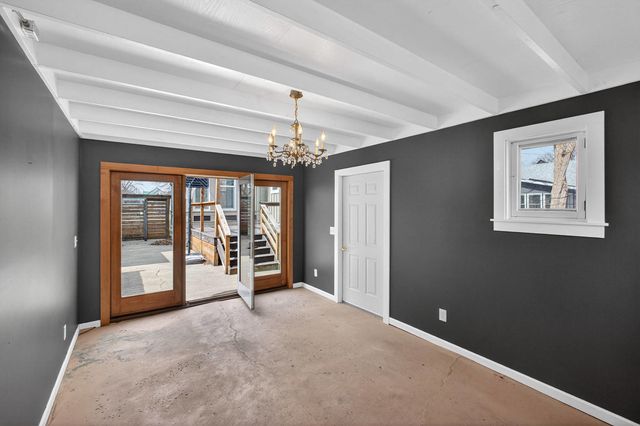 1919 Farnam Street, Davenport, IA 52803