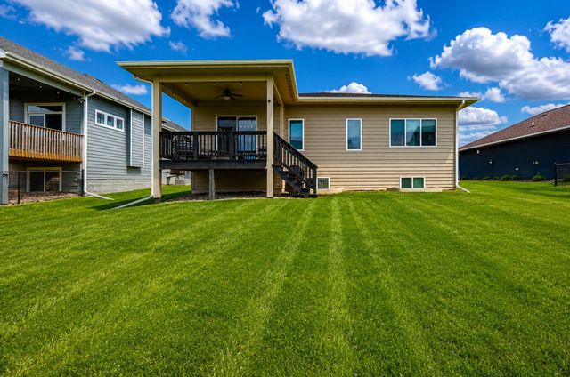 827 33rd Court SW, Altoona, IA 50009