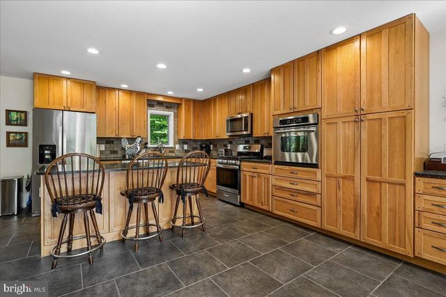 4742 GREENE LOVE LN, Marshall, VA 20115