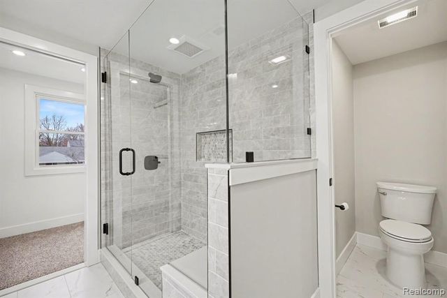 327 Normandy Road, Royal Oak, MI 48073